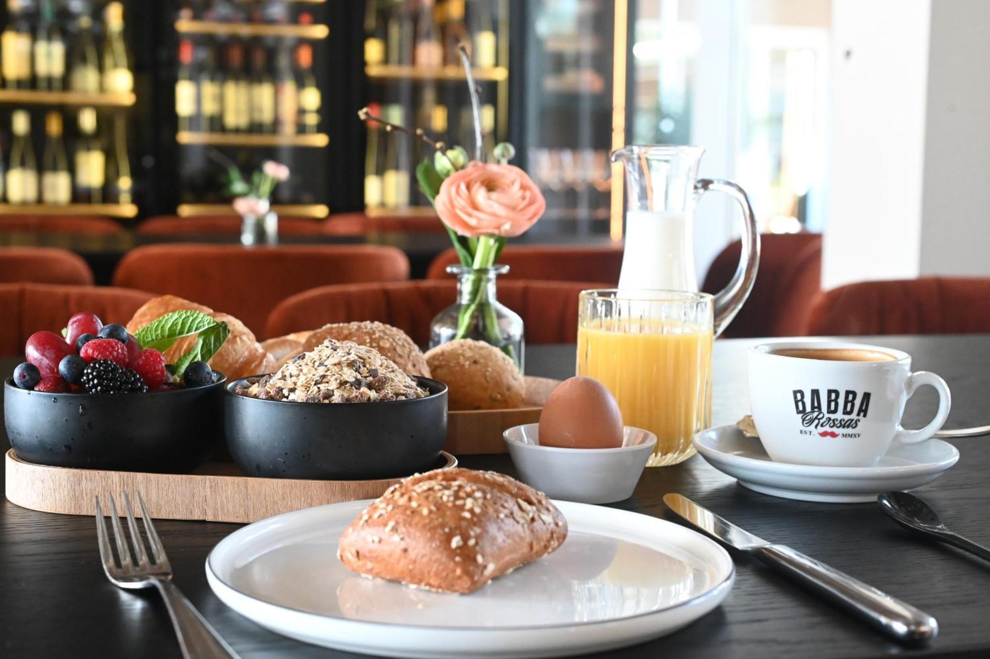 Golfhotel & Restaurant Lindenhof Бад-Фильбель Экстерьер фото